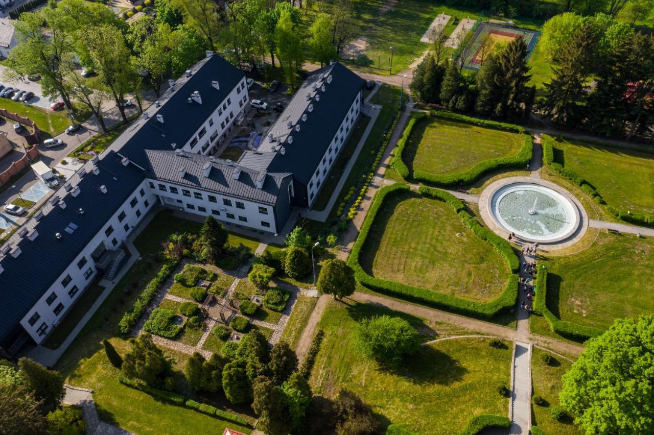 Centrum Rehabilitacji Spolecznej I Zawodowej Zaz Sloneczne Wzgorze Tarnow Exterior photo