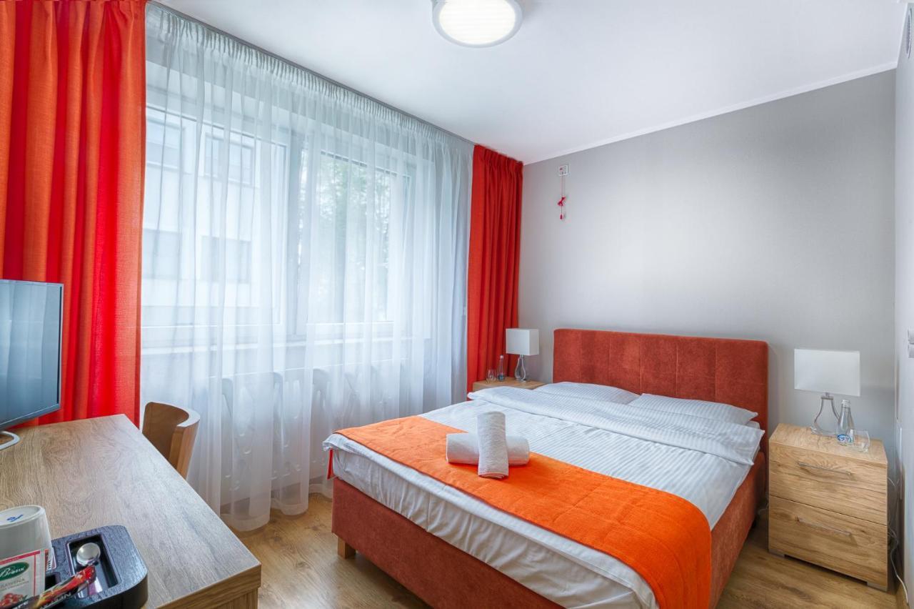 Centrum Rehabilitacji Spolecznej I Zawodowej Zaz Sloneczne Wzgorze Tarnow Exterior photo