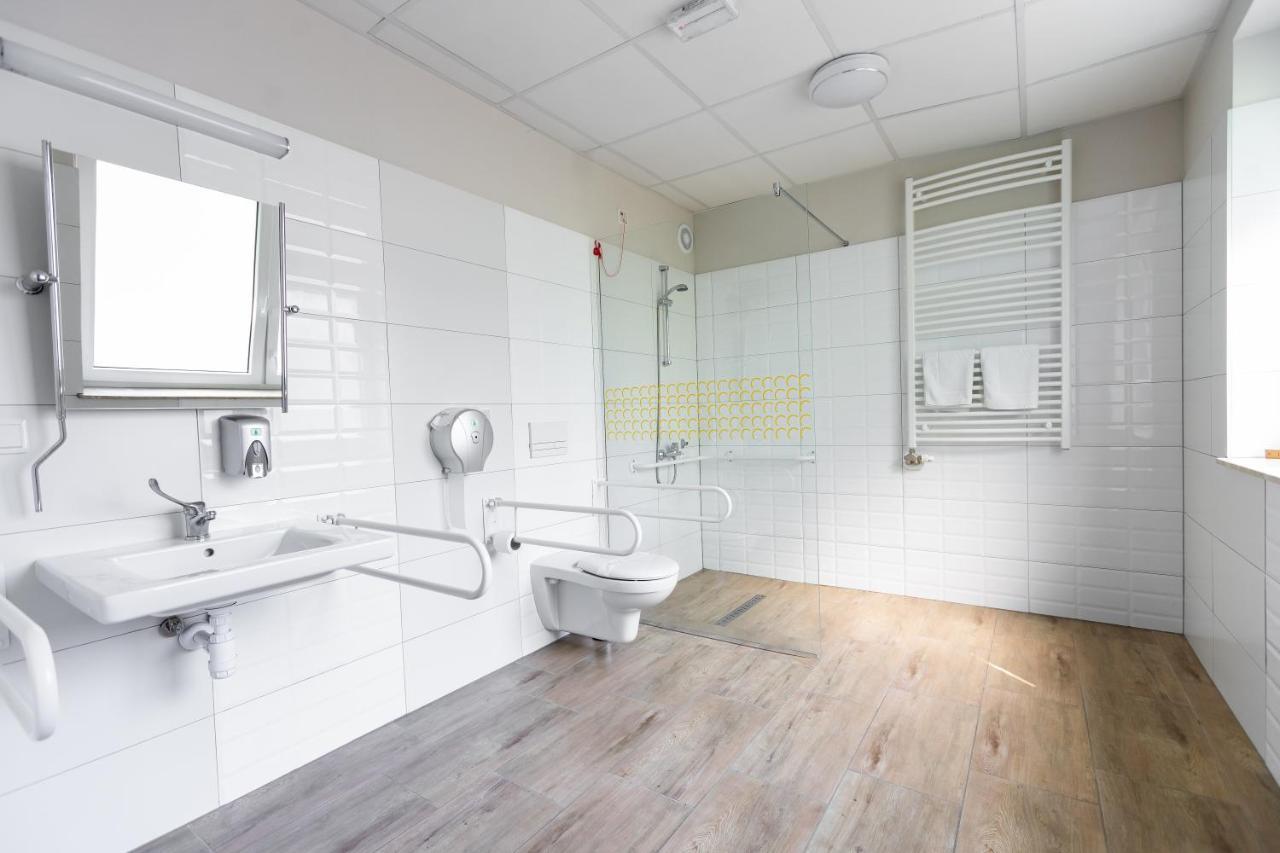 Centrum Rehabilitacji Spolecznej I Zawodowej Zaz Sloneczne Wzgorze Tarnow Exterior photo