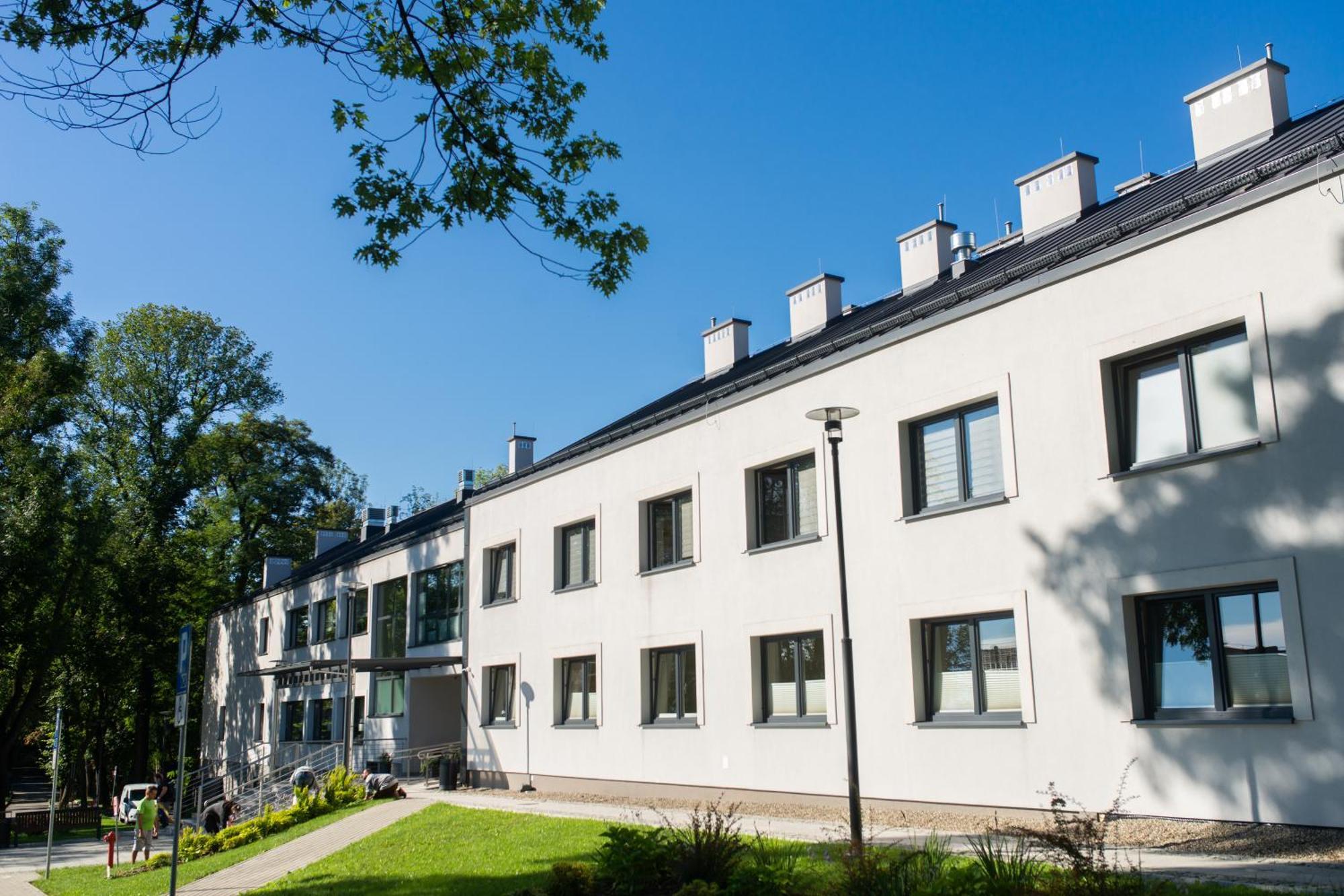 Centrum Rehabilitacji Spolecznej I Zawodowej Zaz Sloneczne Wzgorze Tarnow Exterior photo