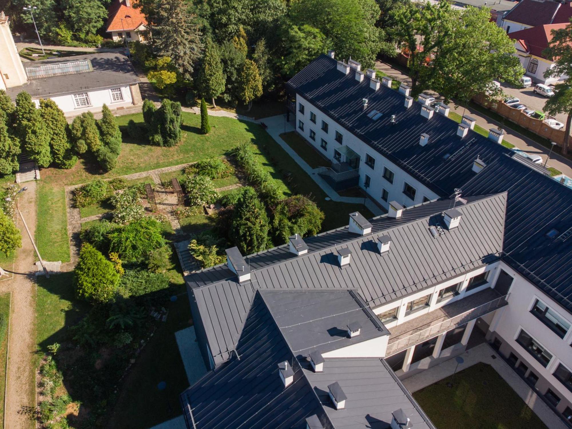 Centrum Rehabilitacji Spolecznej I Zawodowej Zaz Sloneczne Wzgorze Tarnow Exterior photo
